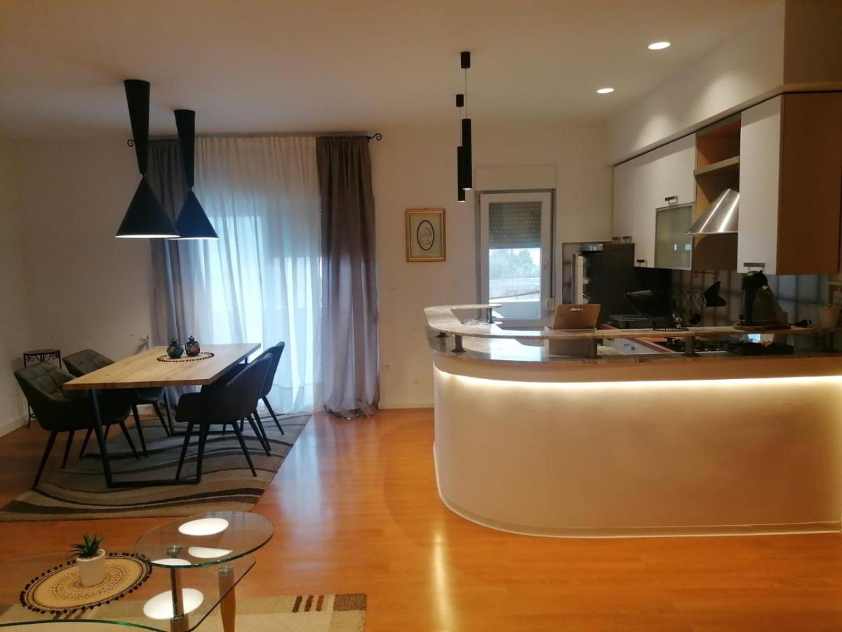 زادار Apartment Pino المظهر الخارجي الصورة